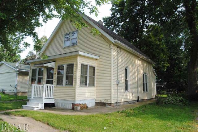 921 W Clay, Clinton, IL 61727