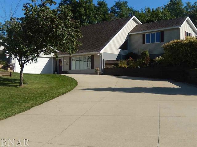 4100 Valley Dr., Clinton, IL 61727