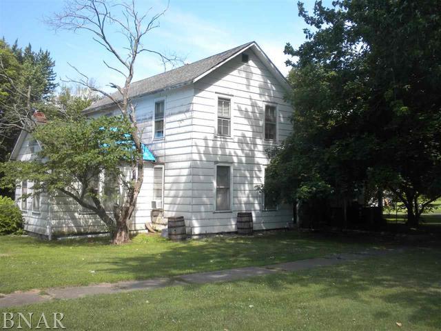 905 Elm St., Delavan, IL 61734