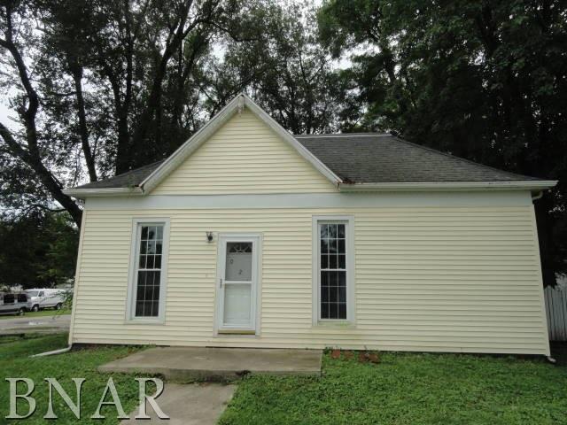 620 E Washington St., Clinton, IL 61727