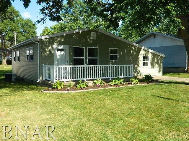 704 S Alexander St., Clinton, IL 61727