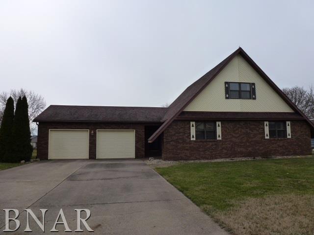 12 Arcadia Ct., Clinton, IL 61727