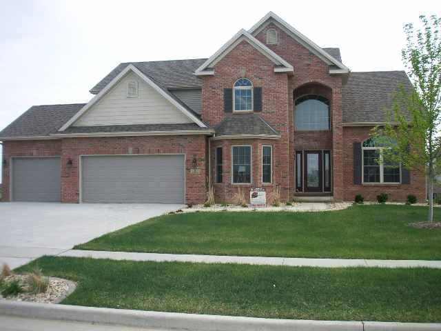 5 Ann Arbor Ct., Bloomington, IL 61704
