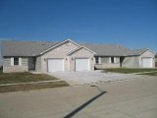 47 Somerset 47b, Clinton, IL 61727