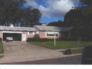 3 Lateer Dr., Normal, IL 61761