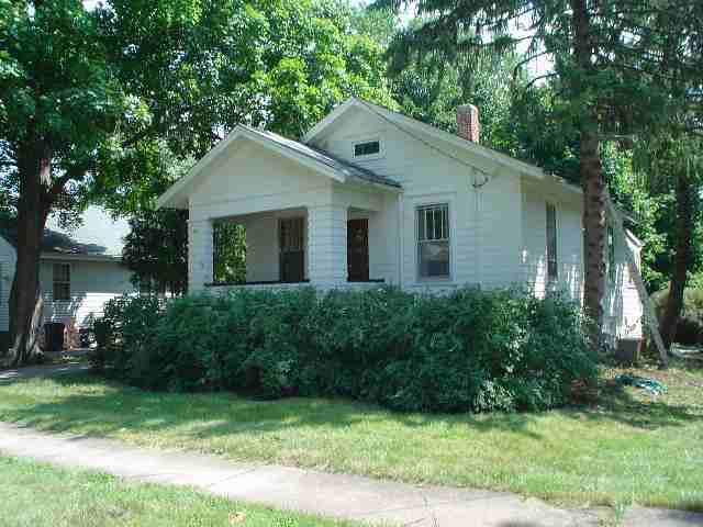 415 Hovey Ave., Normal, IL 61761