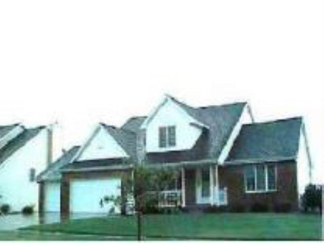 2518 Kara Crossing, Bloomington, IL 61704