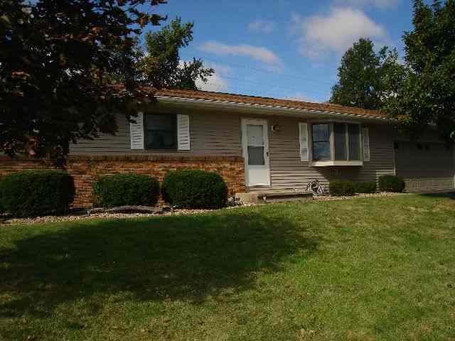 507 Cedar Dr., Clinton, IL 61727