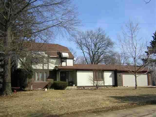 16156 Severns Ln., Mackinaw, IL 61755
