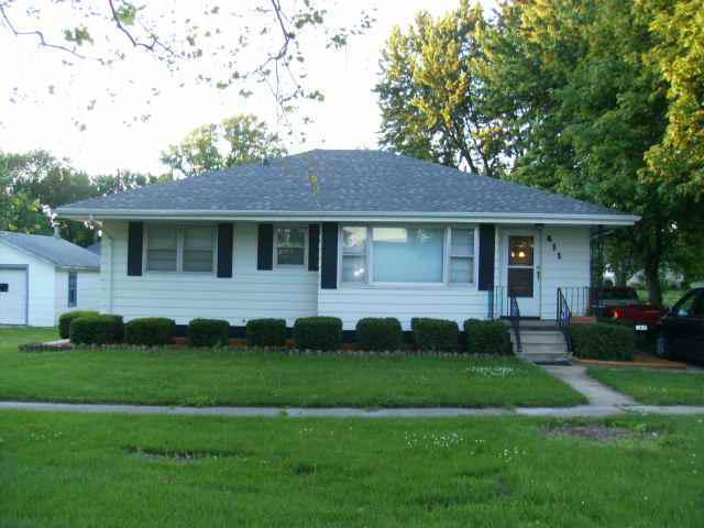 411 E Wood, Colfax, IL 61728