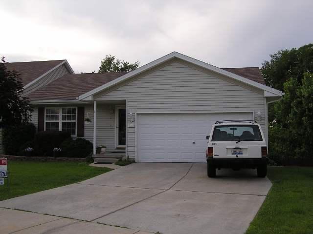 3 Nicole Ct., Bloomington, IL 61701