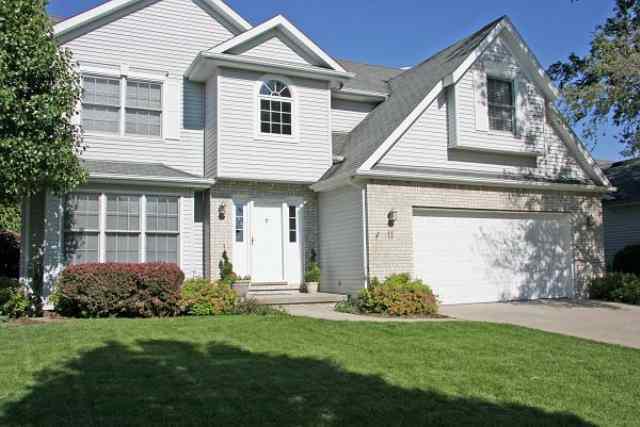11 Bandecon Way, Bloomington, IL 61704