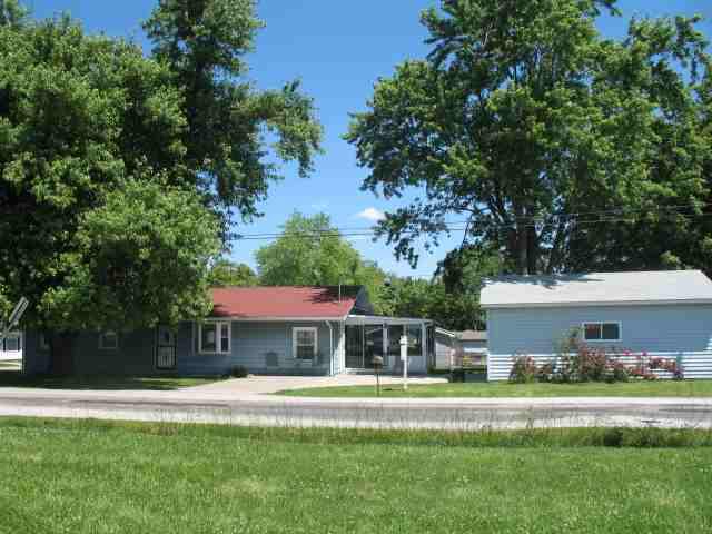 901 E Jemima, Clinton, IL 61727