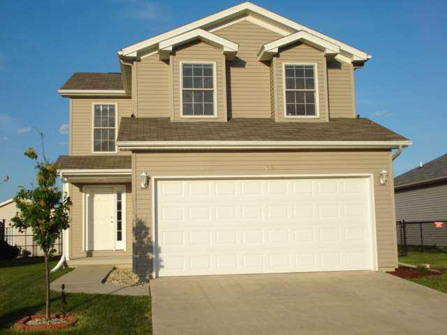 1105 Wanda Way, Bloomington, IL 61704
