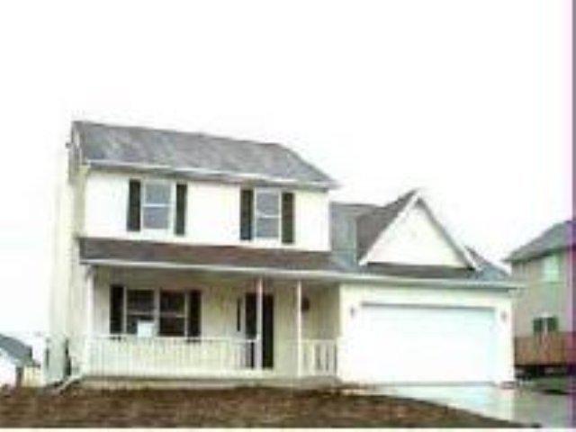 1907 Vladimir Dr., Bloomington, IL 61704