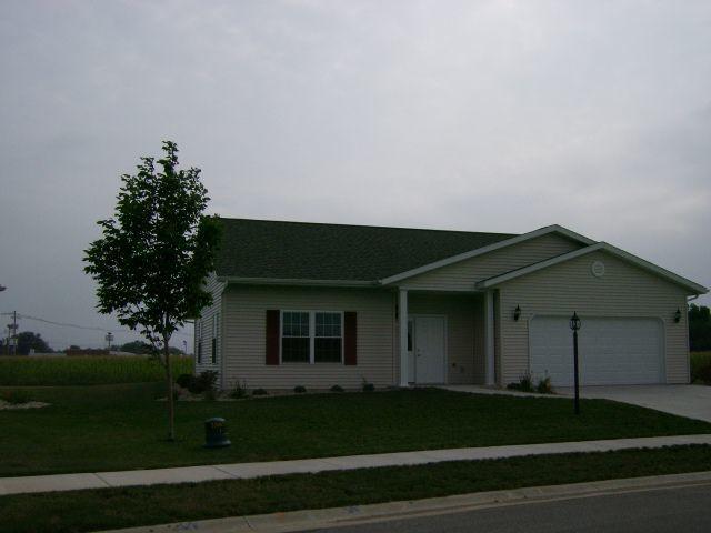 14 Liberty Ln., Clinton, IL 61727