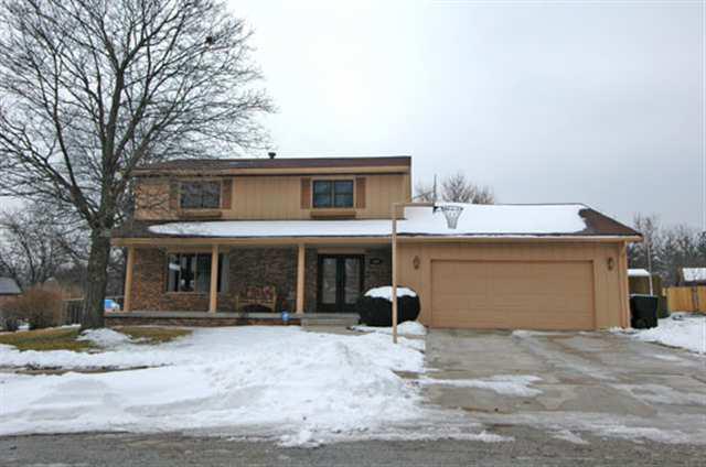 319 Raleigh Ct., Normal, IL 61761