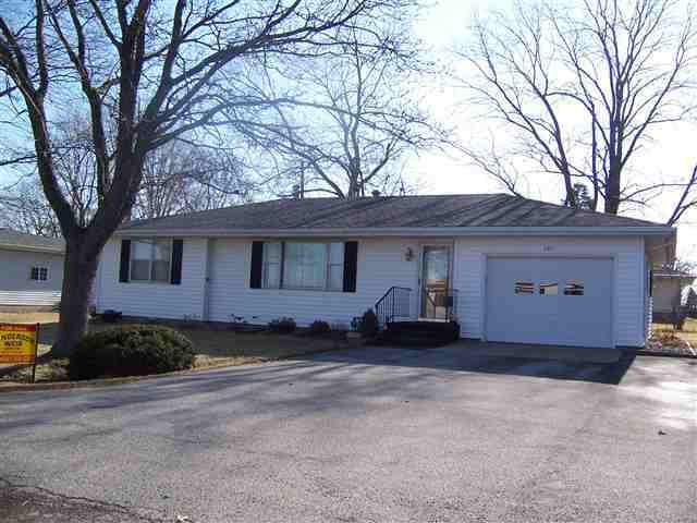 507 Irene, Hopedale, IL 61747