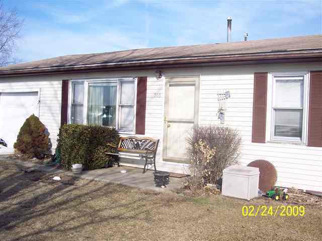 305 SW Catherine, Atlanta, IL 61723