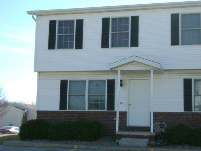 109 Crossing Dr., Normal, IL 61761