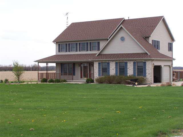 12774 Honeytree Rd., Clinton, IL 61727