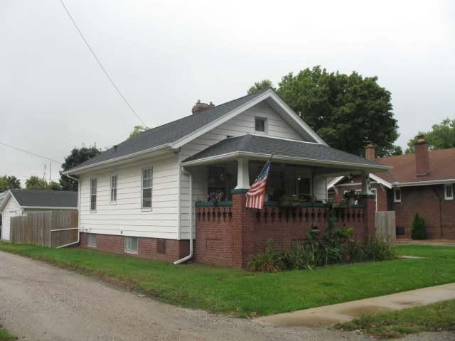 606 W Adams, Clinton, IL 61727