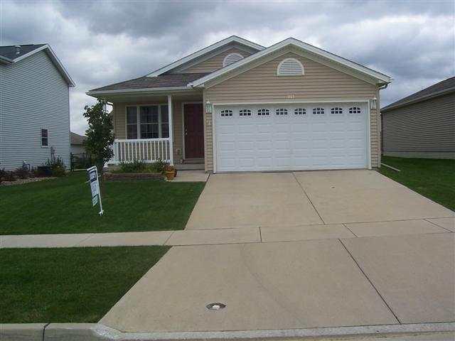 1115 Wanda Way, Bloomington, IL 61704