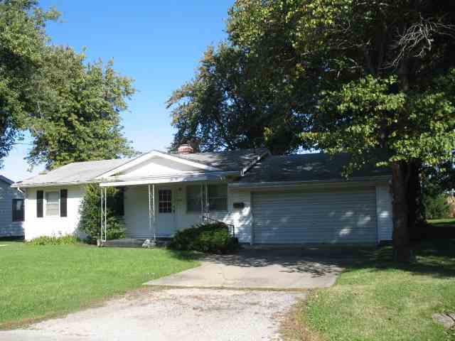 605 E Michael, Clinton, IL 61727