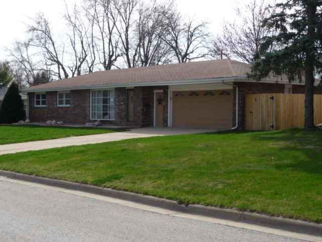 113 Gladys Dr., Normal, IL 61761