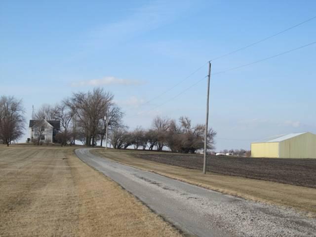 25156 E 1400 Rd., Ellsworth, IL 61737