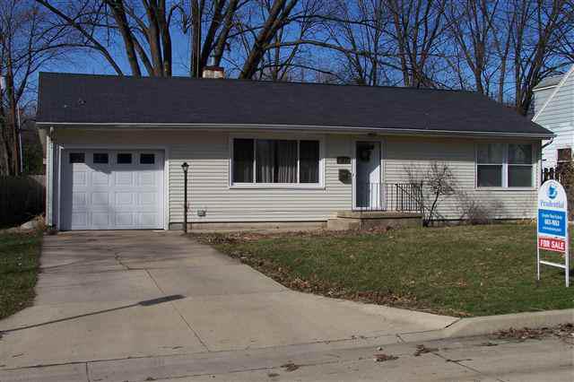 108 W Poplar, Normal, IL 61761
