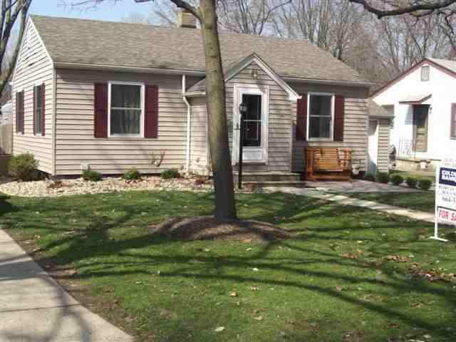 24 Briarwood Ave., Normal, IL 61761