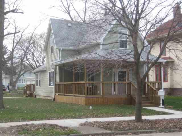 601 N Jackson, Clinton, IL 61727