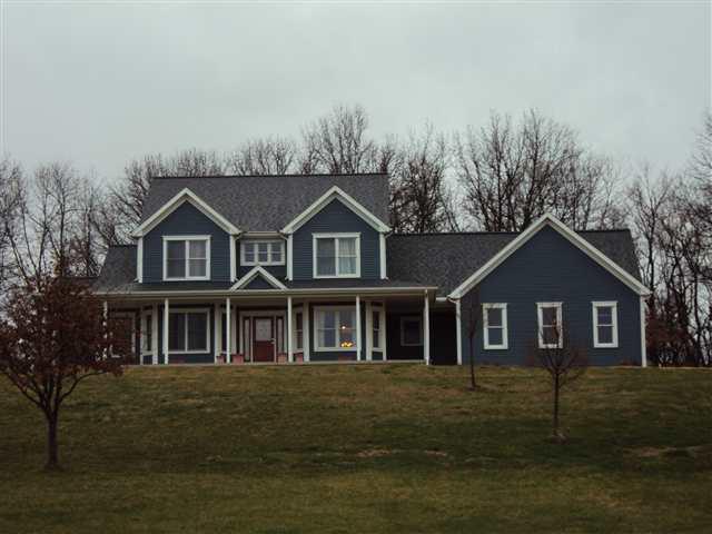 10821 Corner Post Rd., Clinton, IL 61727
