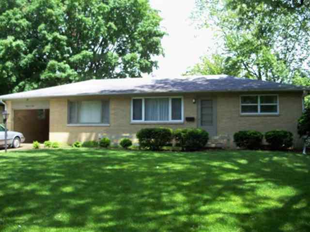 1204 Maplewood Dr., Normal, IL 61761