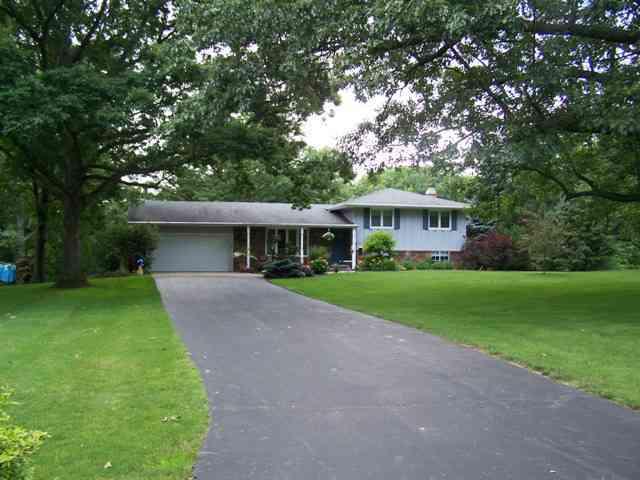 1453 200, Goodfield, IL 61742