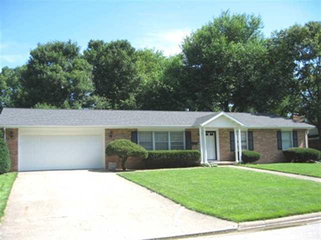 906 Karin Dr., Normal, IL 61761