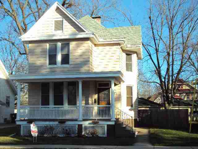 610 N Grant St., Clinton, IL 61727