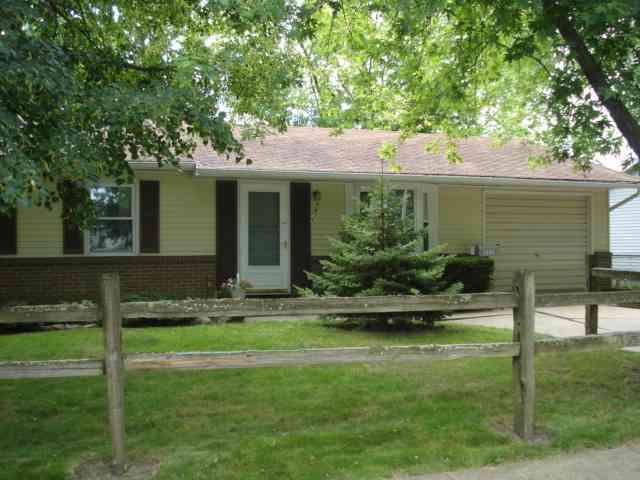 1401 Dillon Dr., Normal, IL 61761