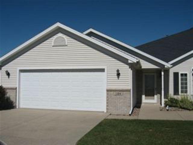 1304 Inglewood Cir., Bloomington, IL 61704