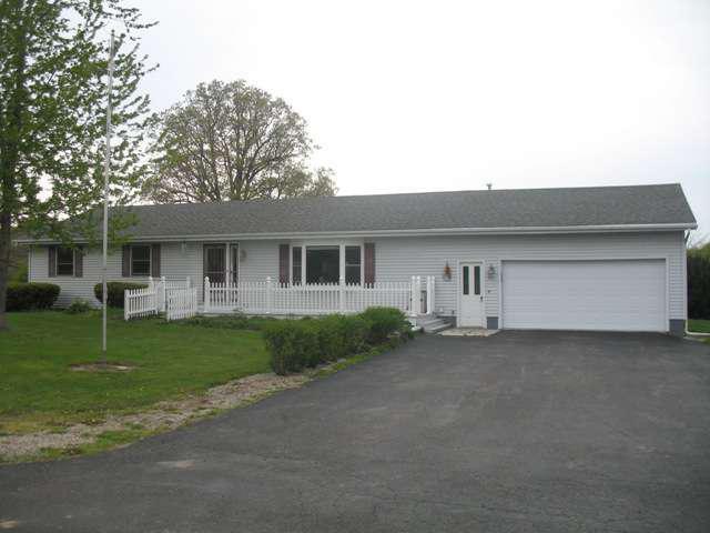 12200 Pear Tree Rd., Dewitt, IL 61735
