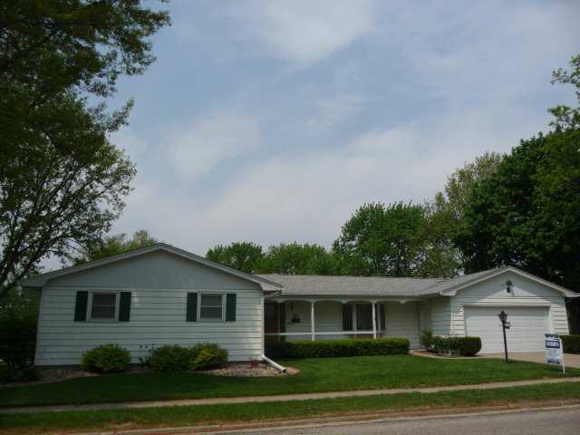 101 Grandview Dr., Normal, IL 61761