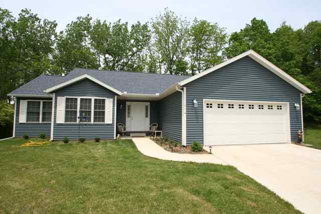 114 Tulip, Mackinaw, IL 61755