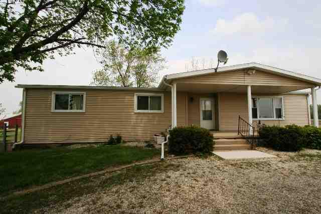34368 Il Rte 9, Mackinaw, IL 61755