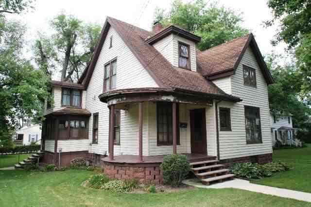 307 E Madison, Mackinaw, IL 61755