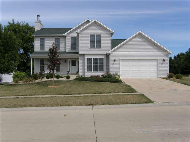 403 Cobblestone Dr., Heyworth, IL 61745