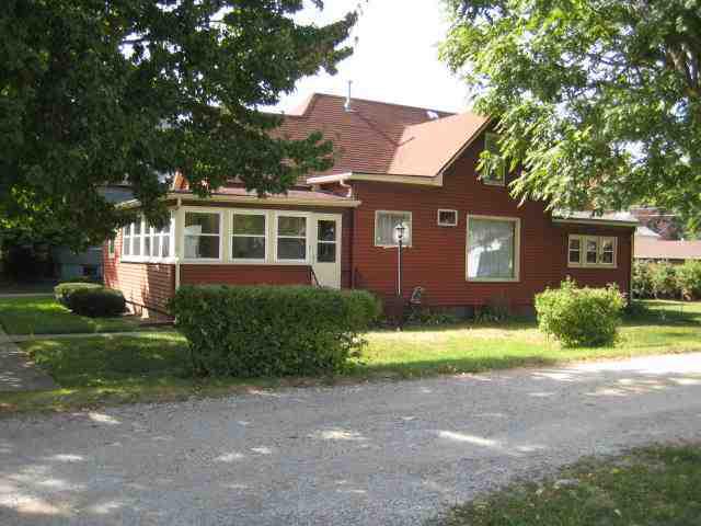 417 W Jefferson St., Clinton, IL 61727