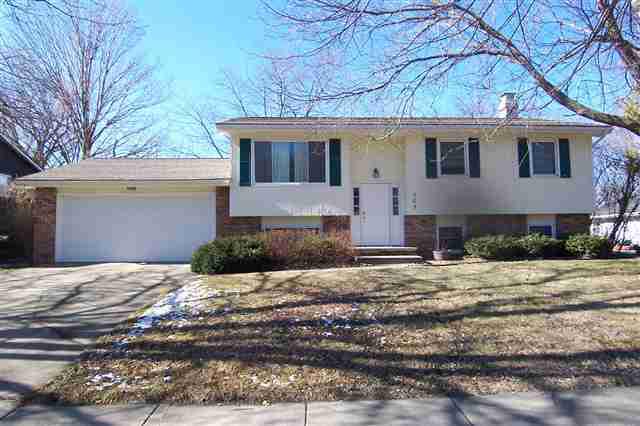 103 S Bayberry Ct., Bloomington, IL 61704