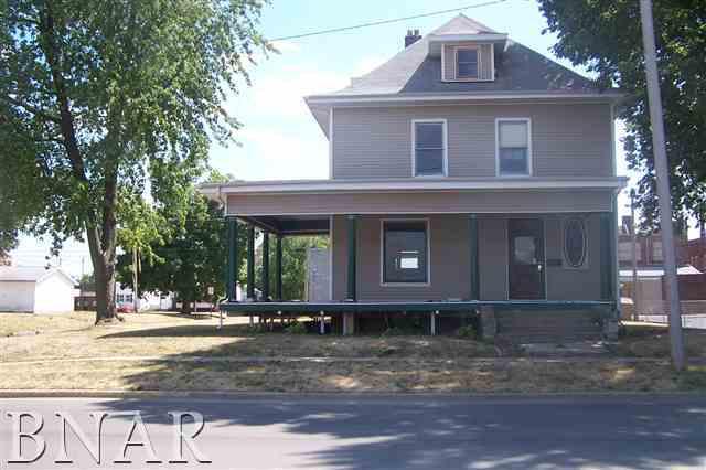 322 E Washington, Clinton, IL 61727