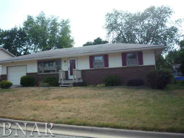703 Lara, Normal, IL 61761